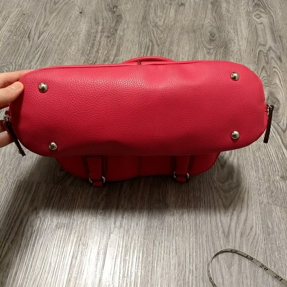 100% Genuine Leather Purse - Picture 4 of 8